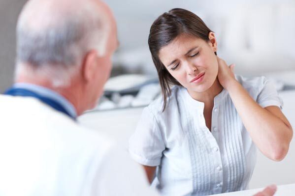 visit to a specialist in cervical osteochondrosis